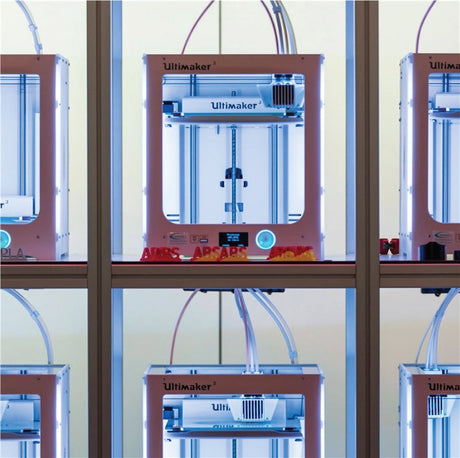 Ultimaker於西門子PLM Connection 2017展覽中展示了使用3d列印機的成功商業案例 和新軟體產品-cura connect的功能，以及用在Ultimaker Cura的Siemens NX外掛集成。