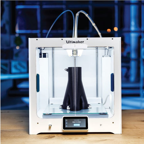 我們非常自豪地向大家宣布推出最先進的3D列印機 - Ultimaker S5。專門為辦公室打造的Ultimaker S5是一款功能強大，可靠且全面性的3D列印機，能提供工業級的效果。
