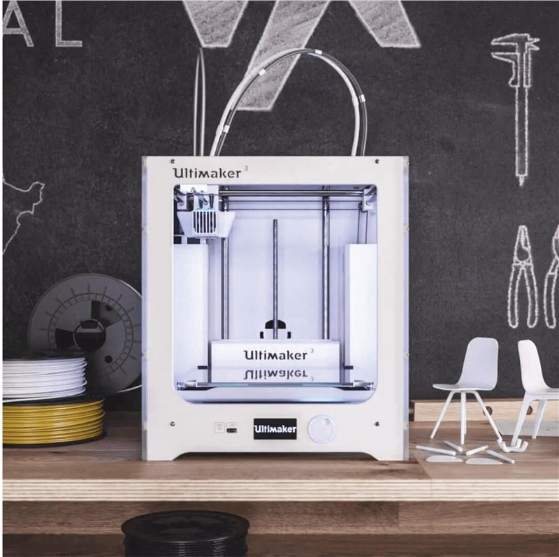 Jorge Valle是西班牙家具製造商Cancio的前設計總監，現在於Myles Montgomery工作。他將3D列印作為他設計過程的一部分，利用它做出新想法的家具原型或製作送給媽媽的禮物