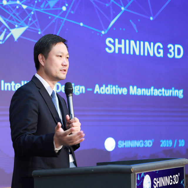 前進SHINING 3D掃描全球特訓！特派員為你帶來全新技術、專業服務，除了3D掃描器，還有牙科專用「口掃機」、大型工業光固化、金屬3D列印機全都錄，最新設備報你知！