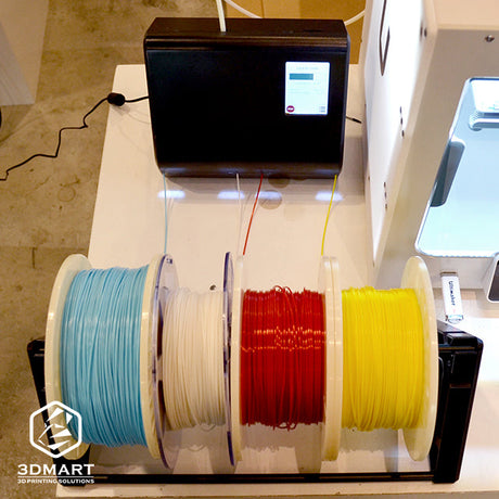 使用單噴頭可以同時3D列印多種你想要的顏色、材料？使用「Mosaic Palette 2S Pro線材調色盤」，搭配Ultimaker S3 3D列印機，就能快速進行多色列印，操作實錄立刻看！