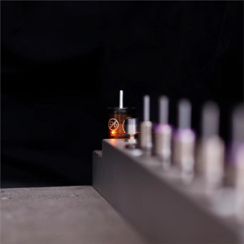 Makera 備用無線探頭在CNC加工機內